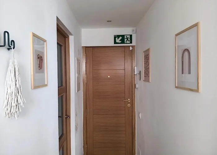 Isabel 4 People * Puerto de Santiago (Tenerife)